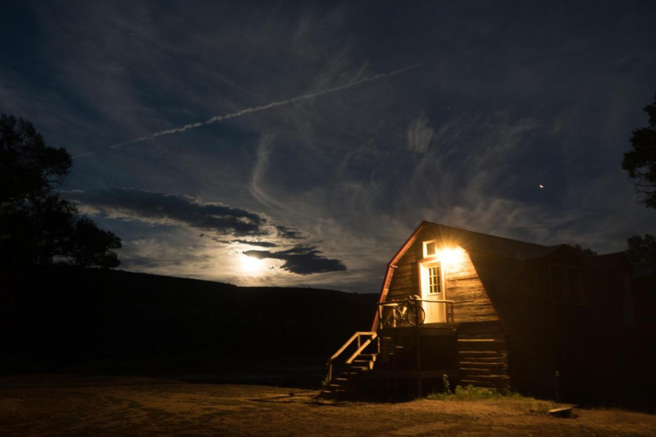 Aubin Sky Lodging At The Yl Ranch Savery 外观 照片
