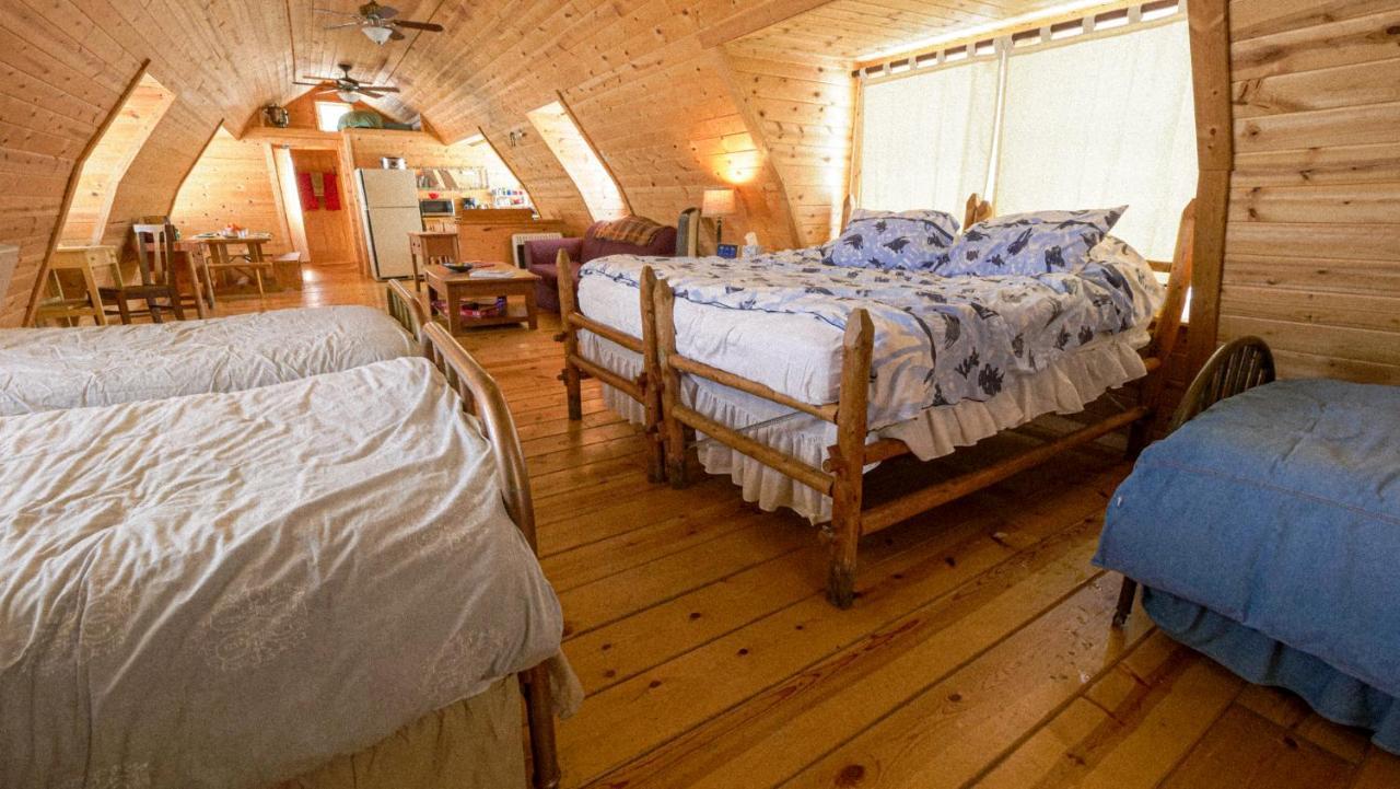 Aubin Sky Lodging At The Yl Ranch Savery 外观 照片