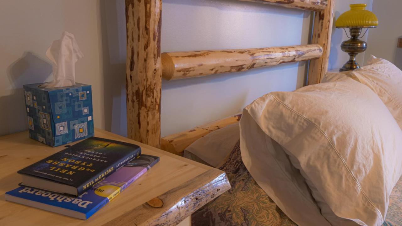 Aubin Sky Lodging At The Yl Ranch Savery 外观 照片