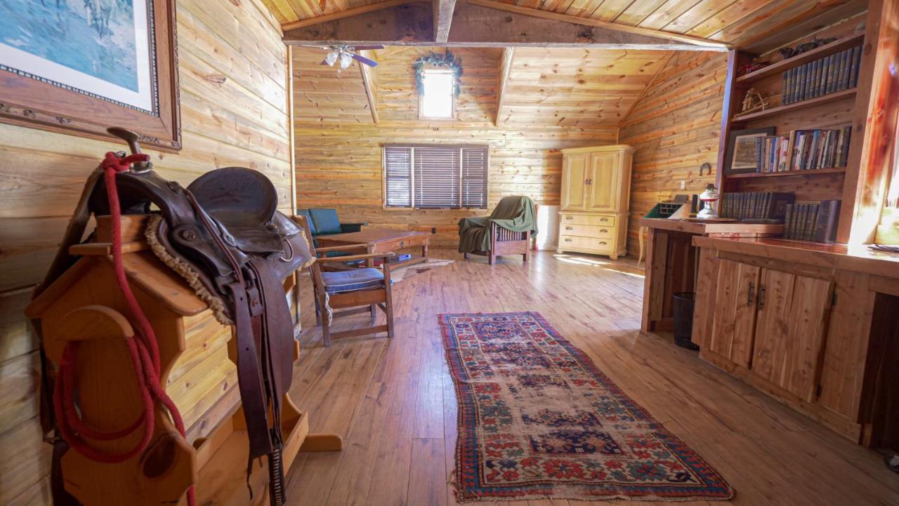 Aubin Sky Lodging At The Yl Ranch Savery 外观 照片