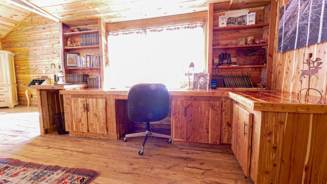Aubin Sky Lodging At The Yl Ranch Savery 外观 照片
