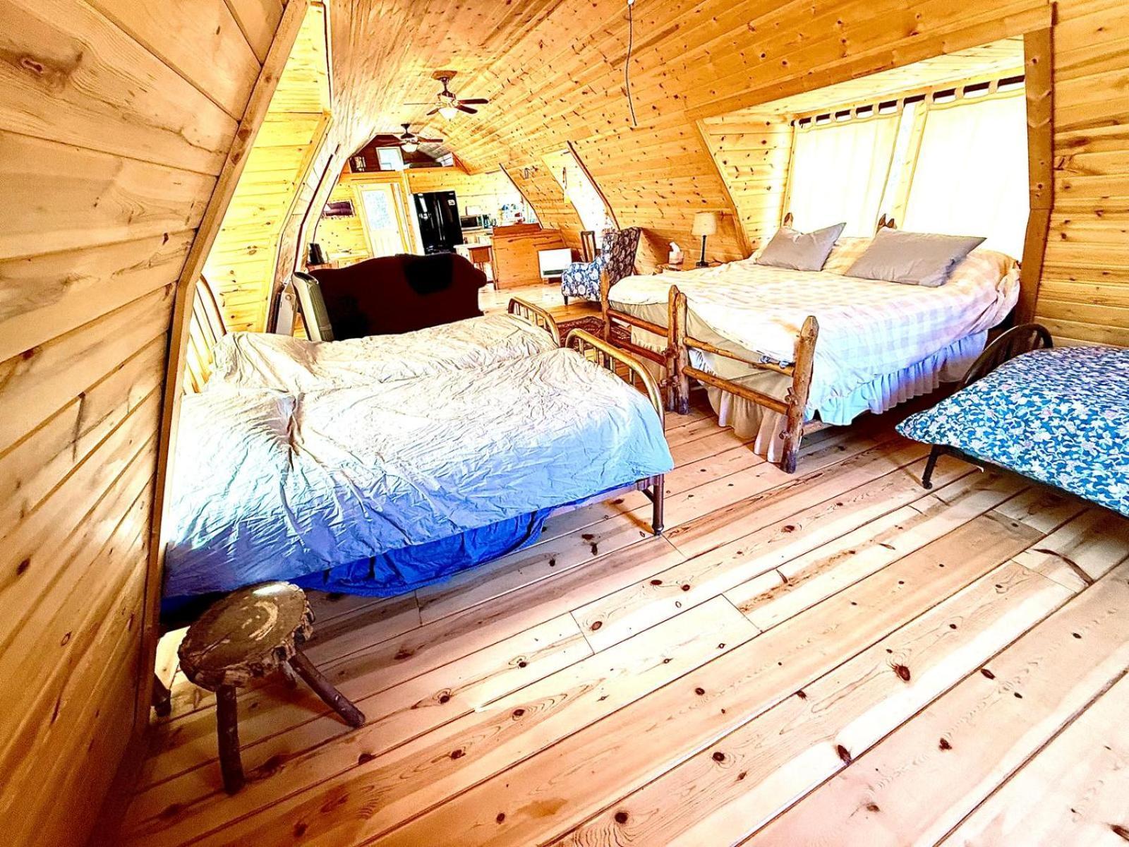 Aubin Sky Lodging At The Yl Ranch Savery 外观 照片