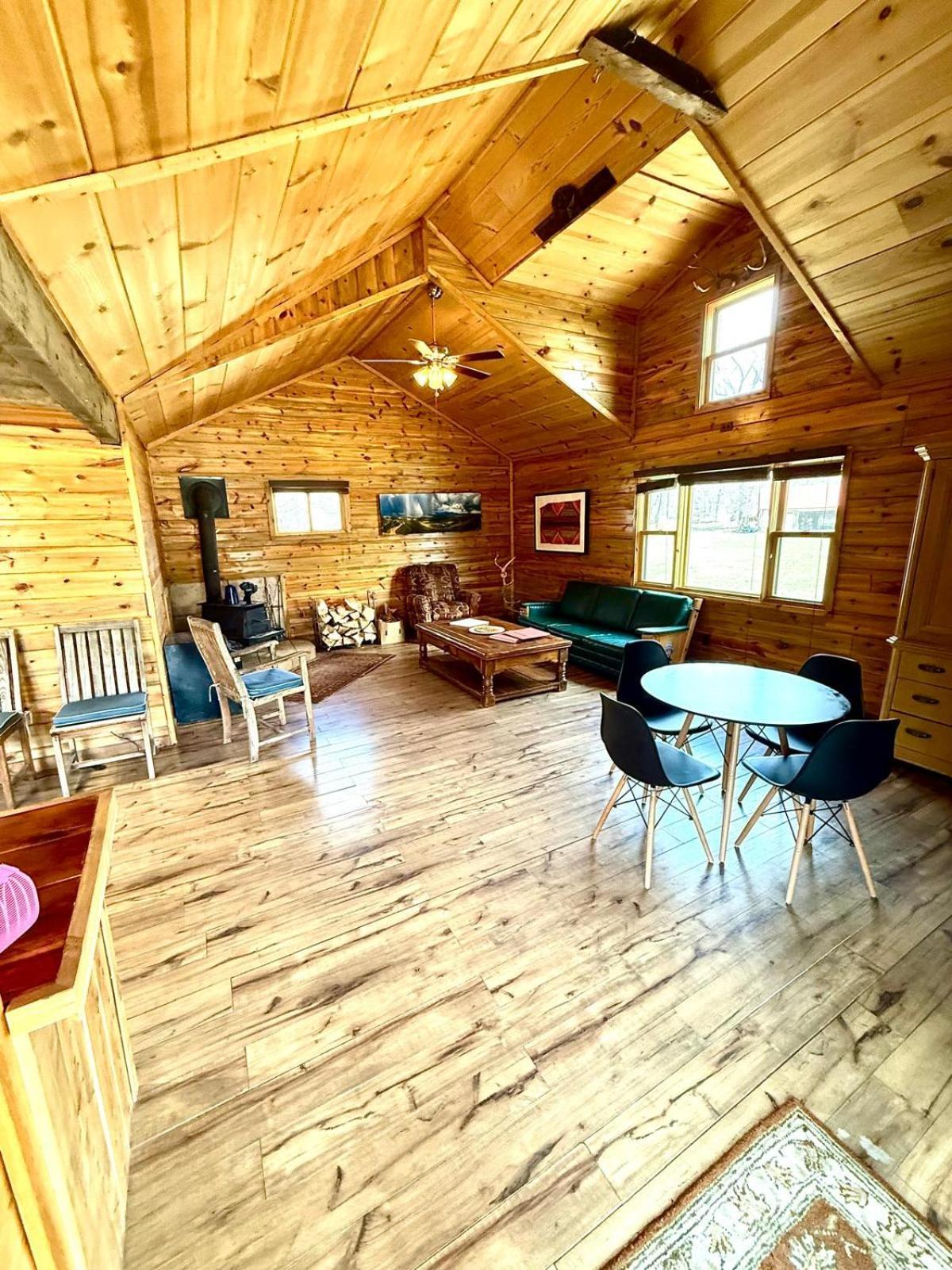 Aubin Sky Lodging At The Yl Ranch Savery 外观 照片